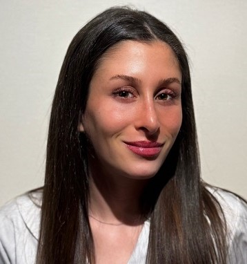 KATIA FARCAS OKSENBERG
